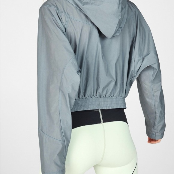 Fabletics Halle Cropped Hooded Jacket In Raincloud/Cool Mint - Picture 4 of 9
